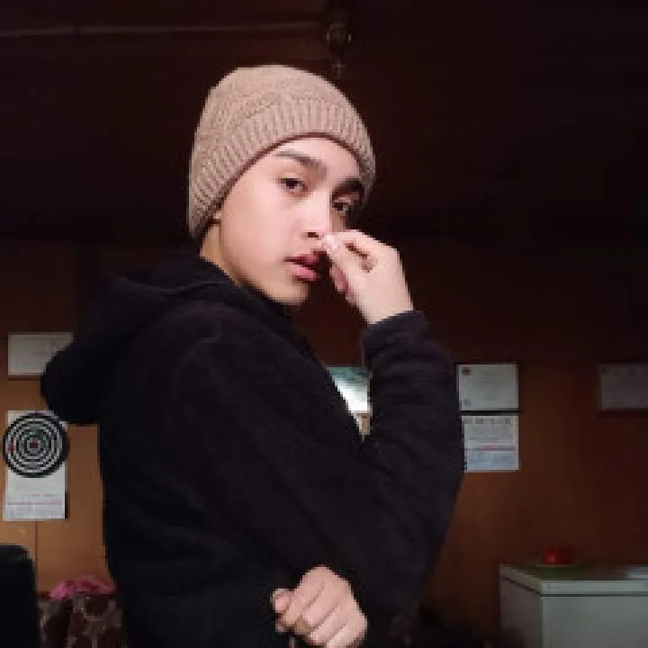 Maxi Photo On Jungo Live