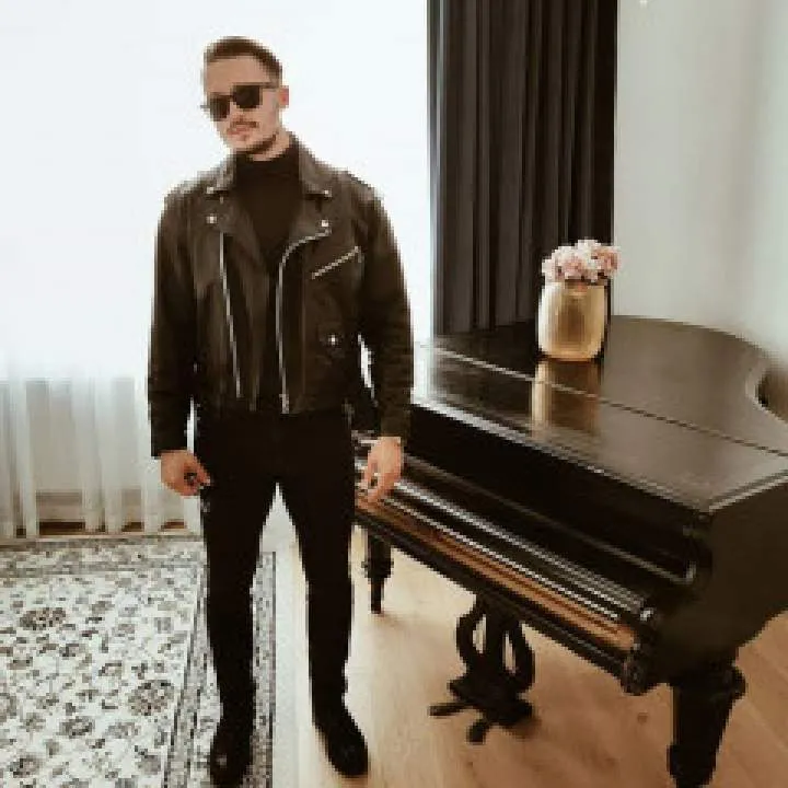 Nelson Photo On Jungo Live