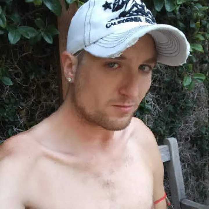 Kumguzzler_91 Photo On Jungo Live