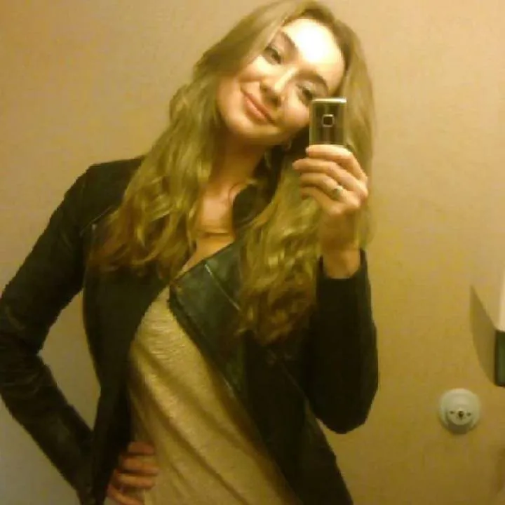 Hottiechloe Photo On Jungo Live