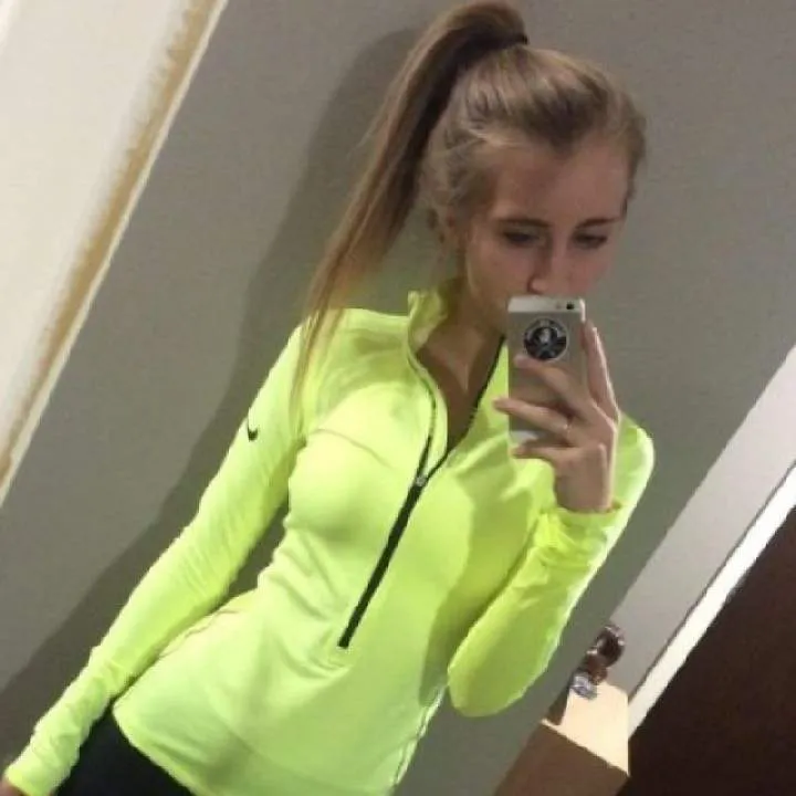 Jen Photo On Jungo Live