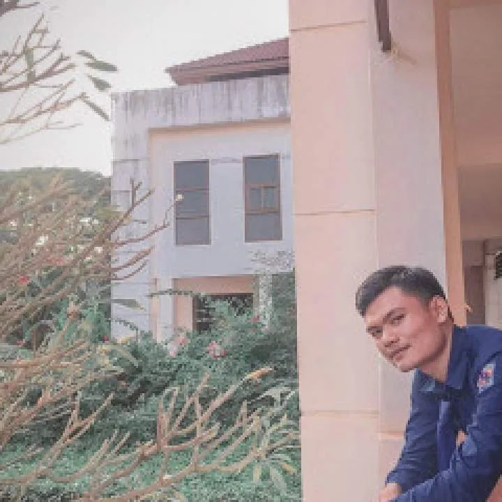 Phout Photo On Jungo Live