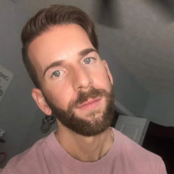 Muscular Photo On Jungo Live