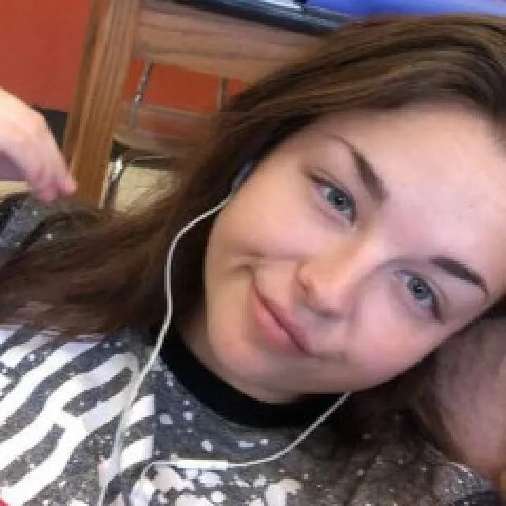 Mia Photo On Jungo Live