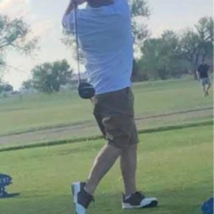 Stud Photo On Jungo Live