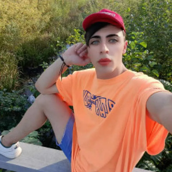 Goga Photo On Jungo Live