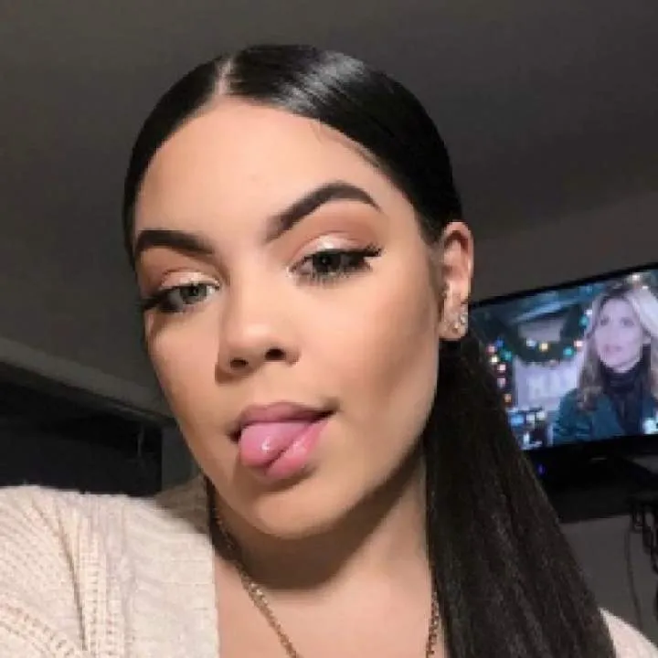 Oli Photo On Jungo Live