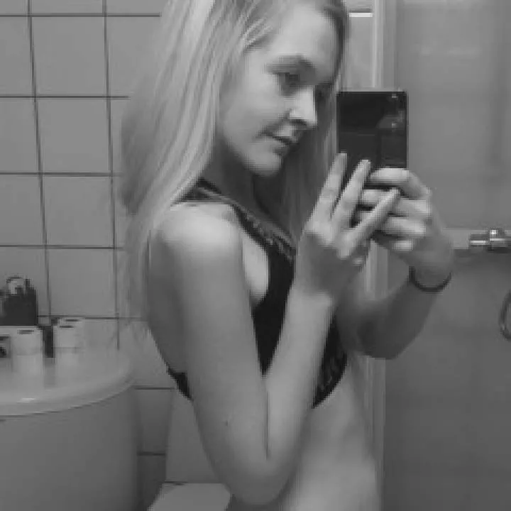 Lindamarieu Photo On Jungo Live