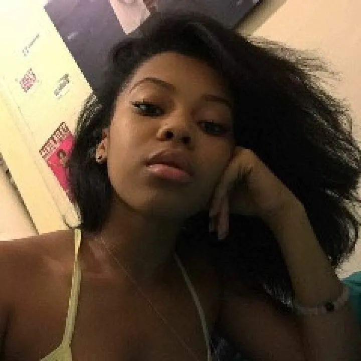 Emma Photo On Jungo Live