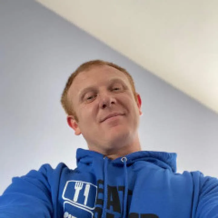 Rob.... Photo On Jungo Live