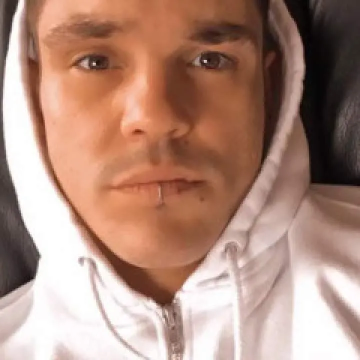 Steve Photo On Jungo Live