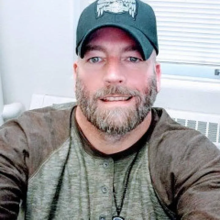 Steven Photo On Jungo Live