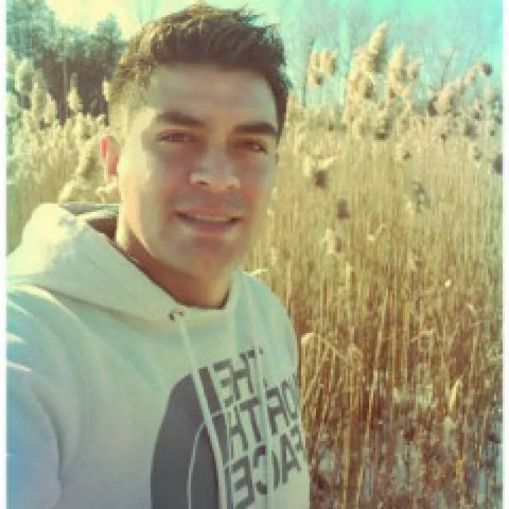 Andres Photo On Jungo Live