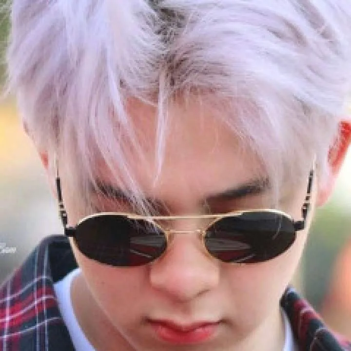 Kim Photo On Jungo Live