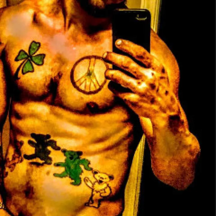 R........smith Photo On Jungo Live