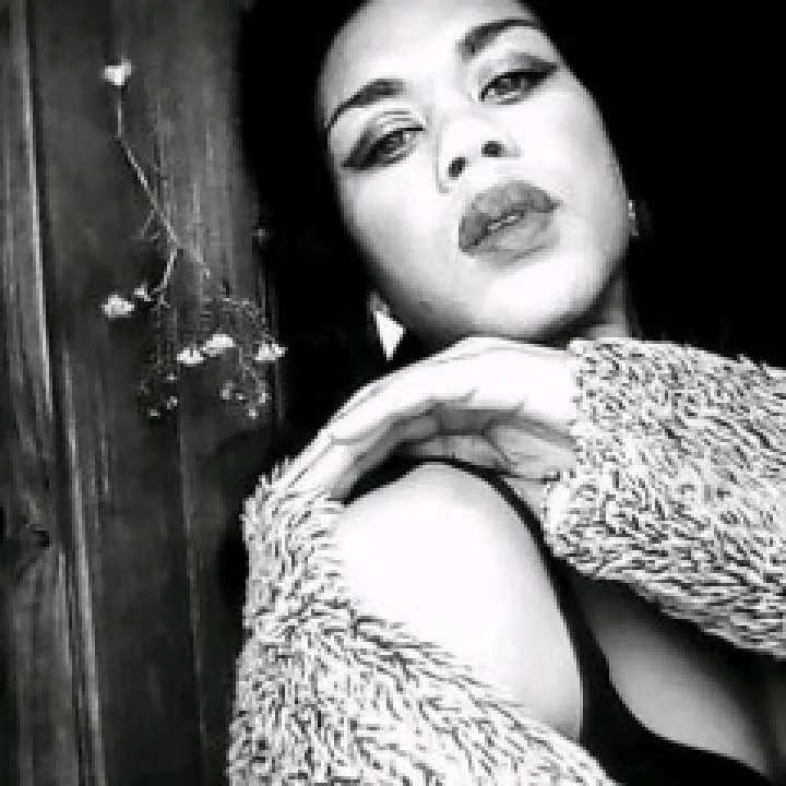 Bubbelzz Photo On Jungo Live