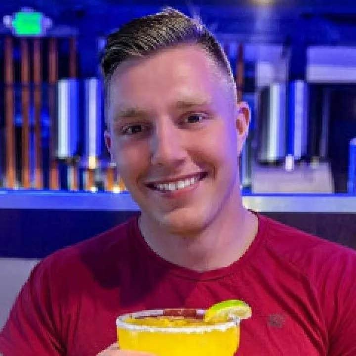 Valenzia Photo On Jungo Live