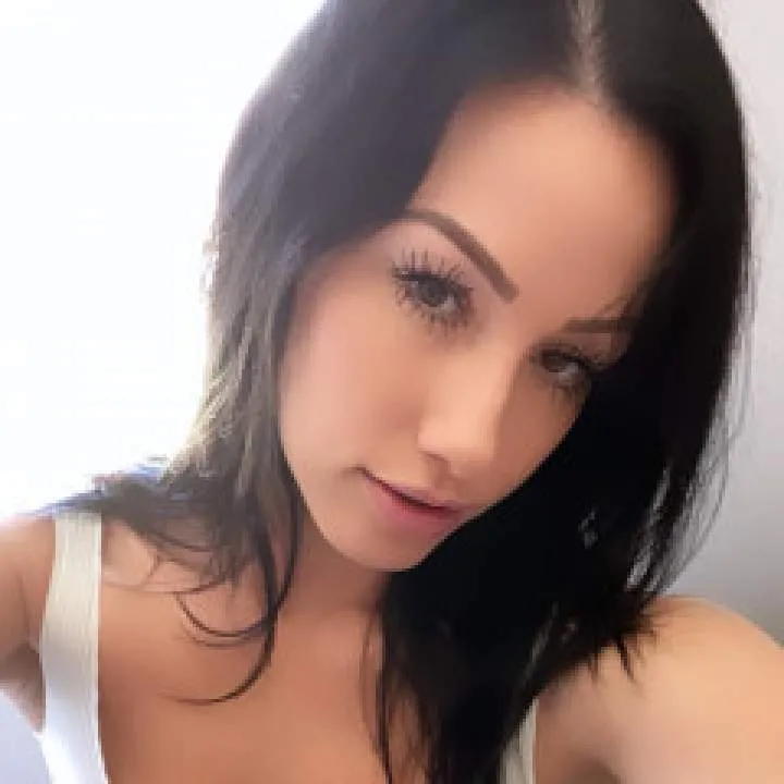 Isabellwills Photo On Jungo Live