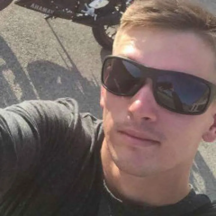 Den20 Photo On Jungo Live