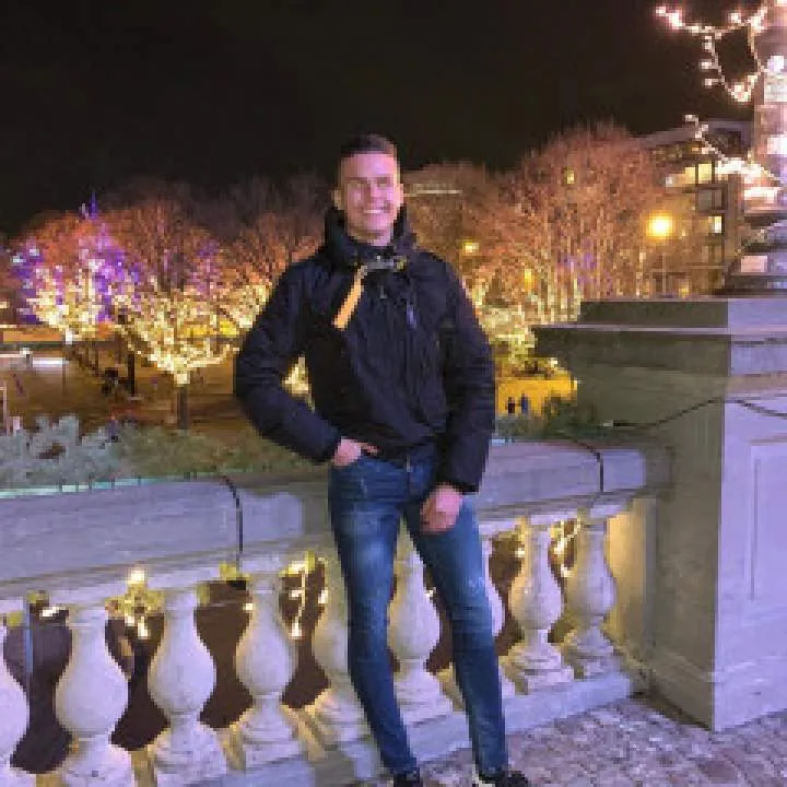 Byronb........ Photo On Jungo Live