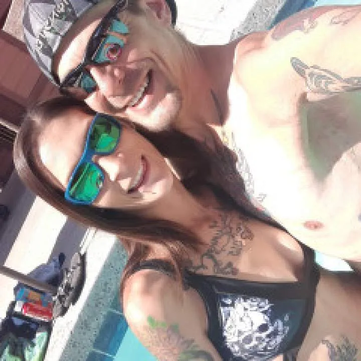 Kris And Robb Photo On Jungo Live