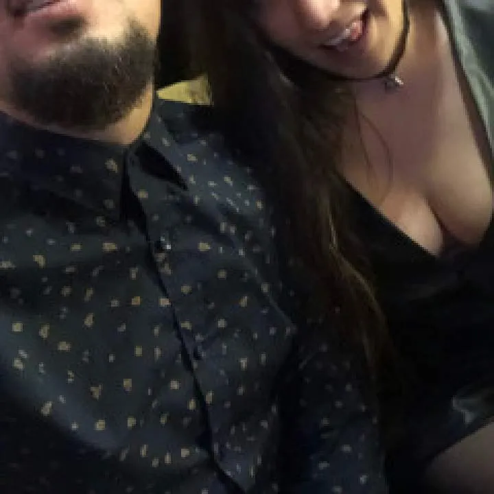 Coupled Photo On Jungo Live