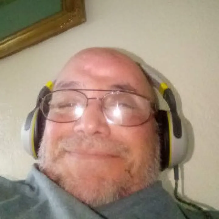 Ronny Photo On Jungo Live