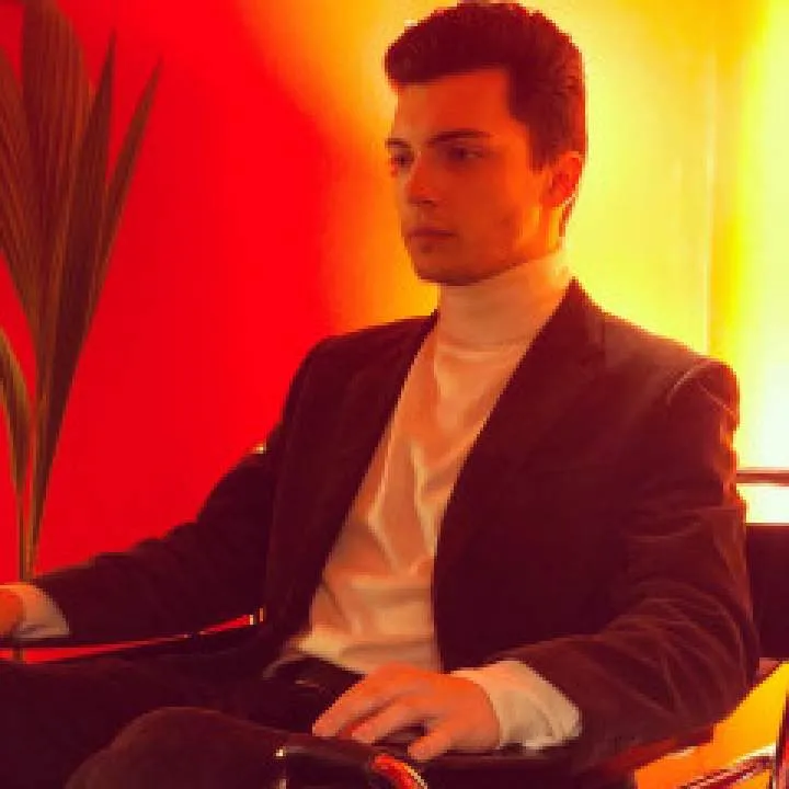 Johnyy Photo On Jungo Live