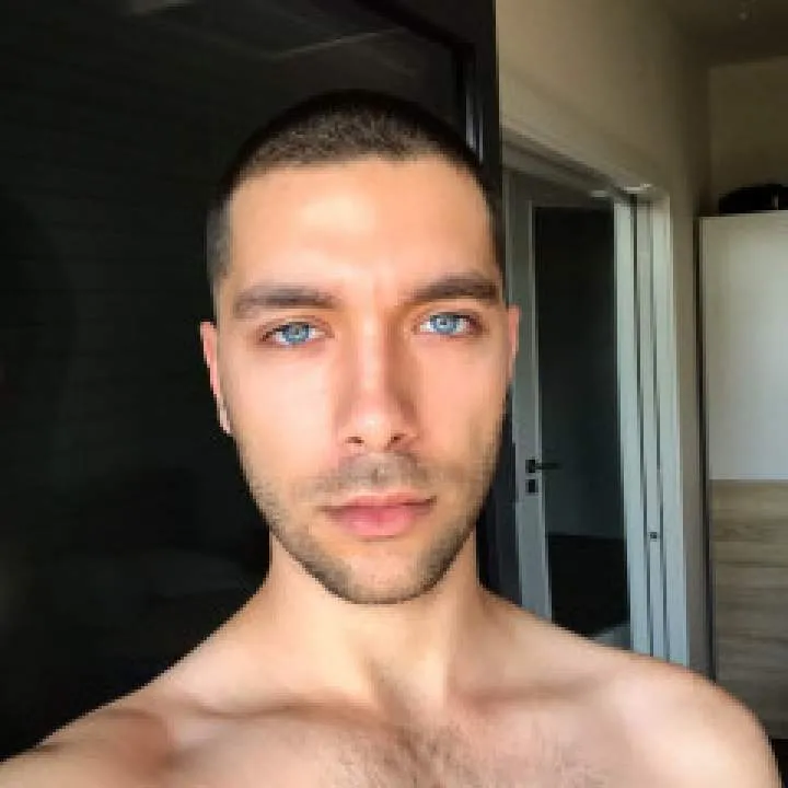 Larry Photo On Jungo Live