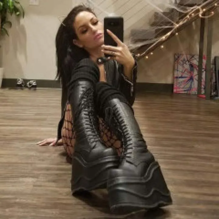 Missnobullshi Photo On Jungo Live