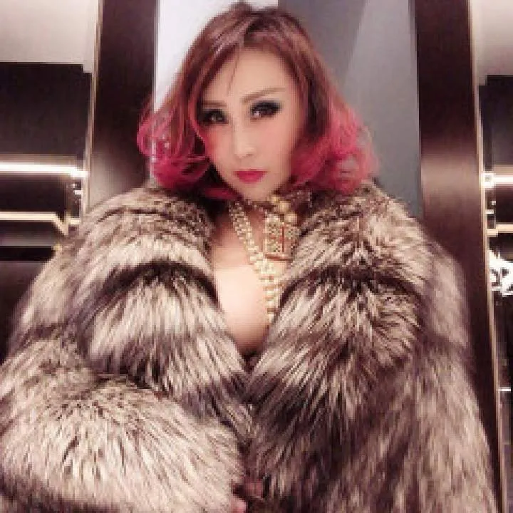 Gloria Photo On Jungo Live