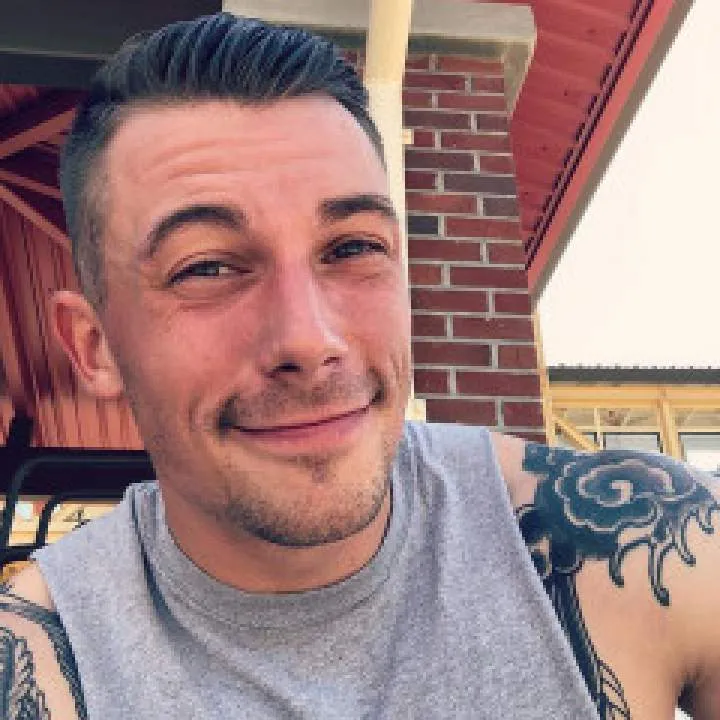 Eric Photo On Jungo Live