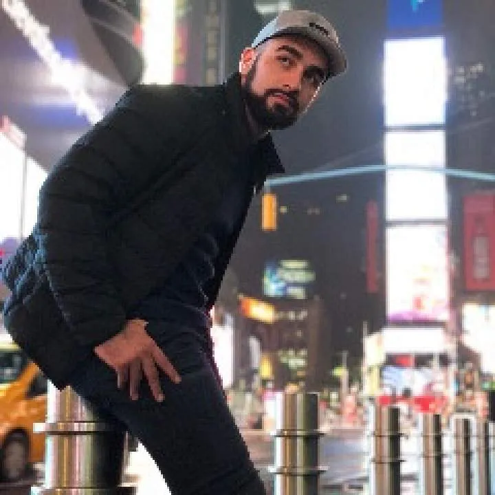 Shari Photo On Jungo Live