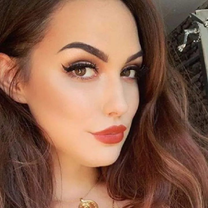 Linda Photo On Jungo Live