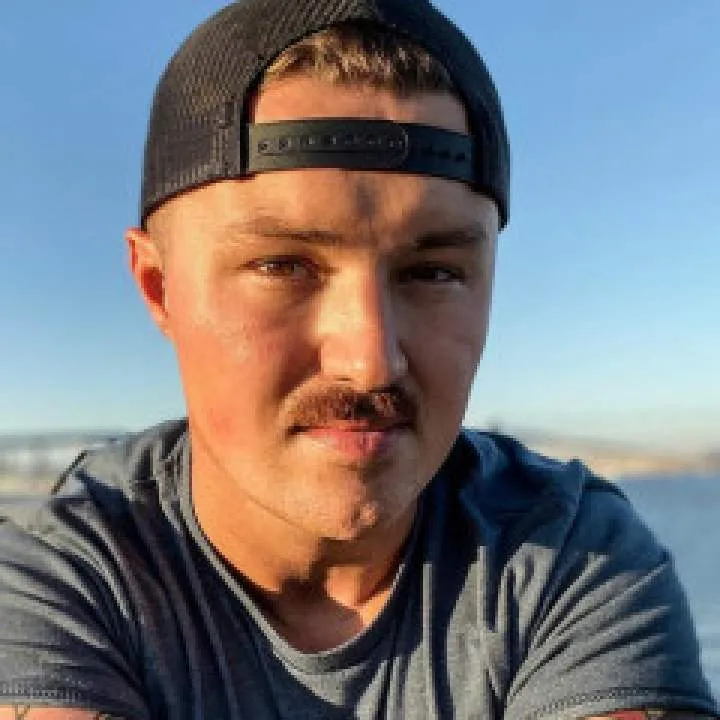 Britton Photo On Jungo Live