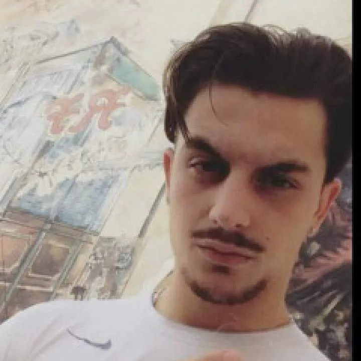 Derrick Photo On Jungo Live