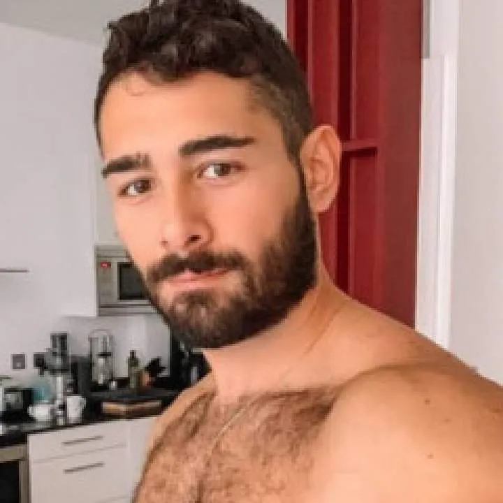 Hotstud........ Photo On Jungo Live