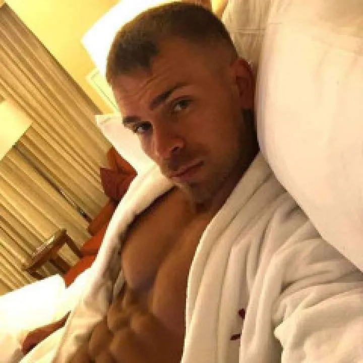 Thomas Robert Photo On Jungo Live