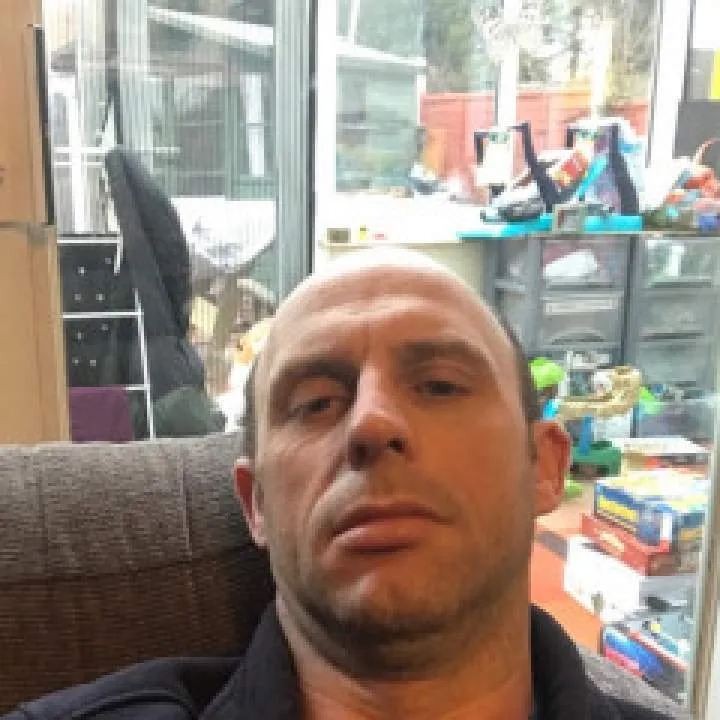 Youngone Photo On Jungo Live