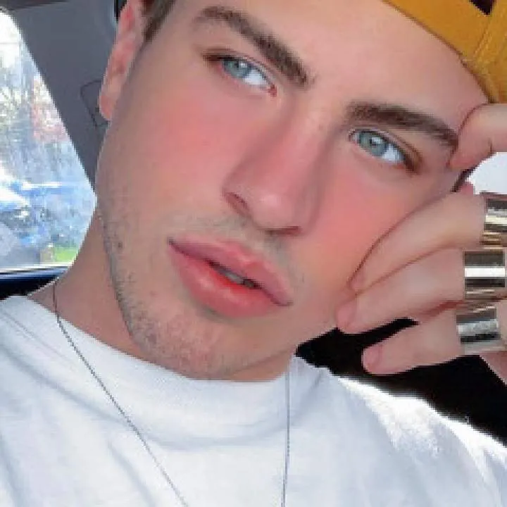 Walid Sad Photo On Jungo Live