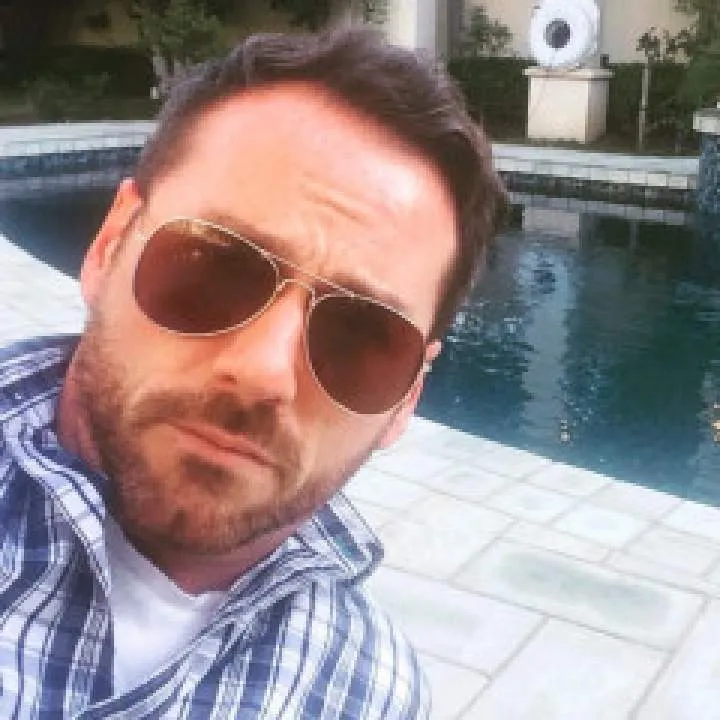 Robert James Photo On Jungo Live