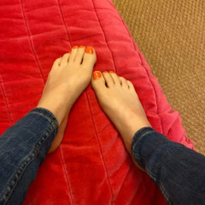 Lisa_feet Photo On Jungo Live