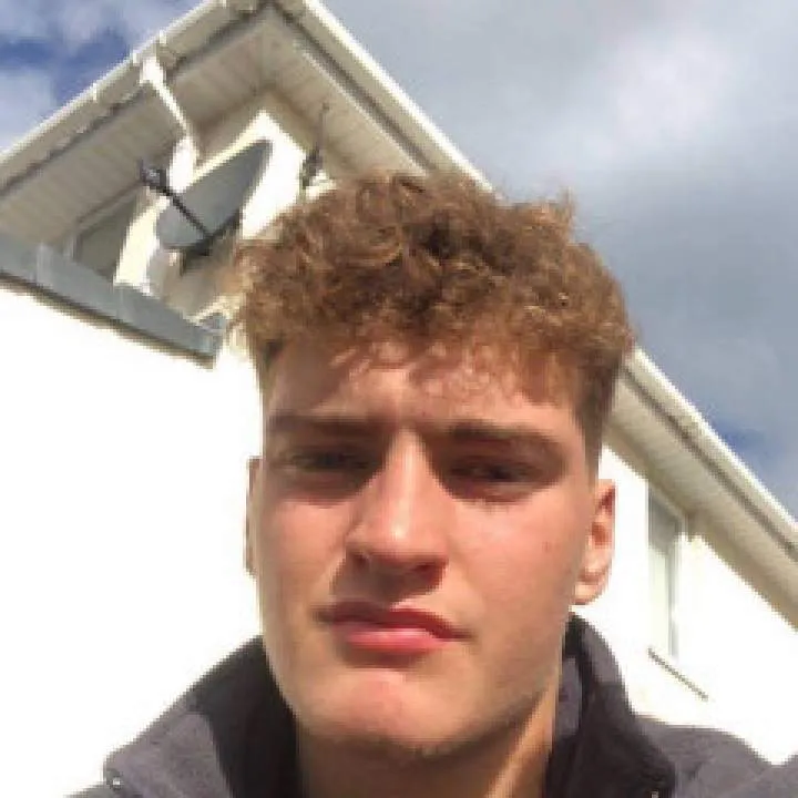 Ben........ Photo On Jungo Live