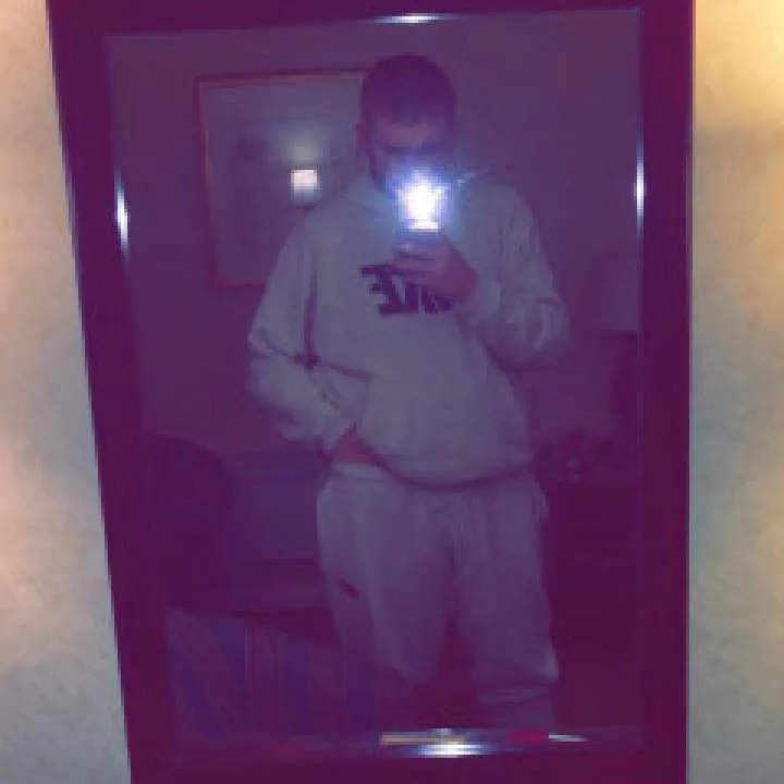 Yungen19 Photo On Jungo Live