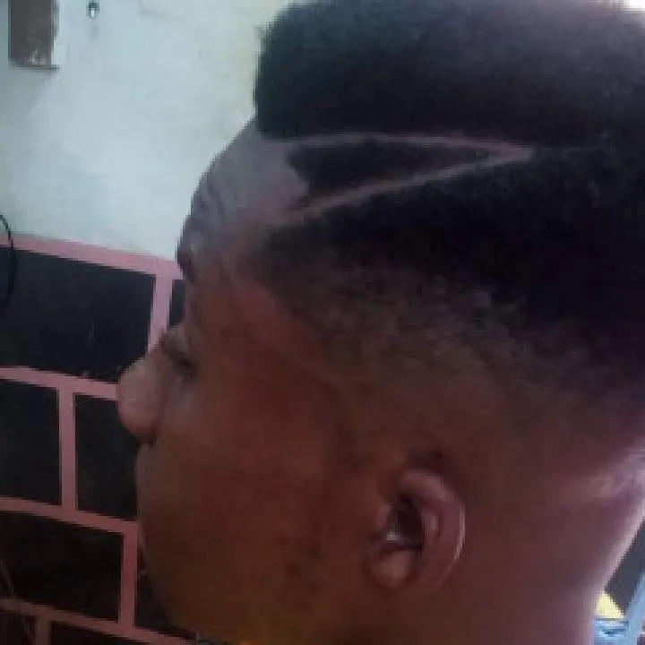 Aritotle Jnr Pentop Photo On Jungo Live