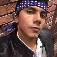 Top Hung Looking😈🍆