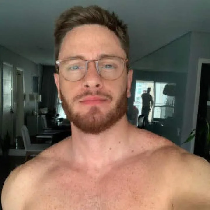 John Carl Photo On Jungo Live