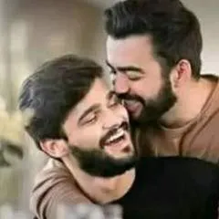 Top Hu Koi Bottom Milo Pass