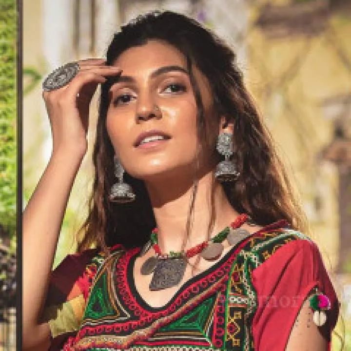 Karthik Photo On Jungo Live