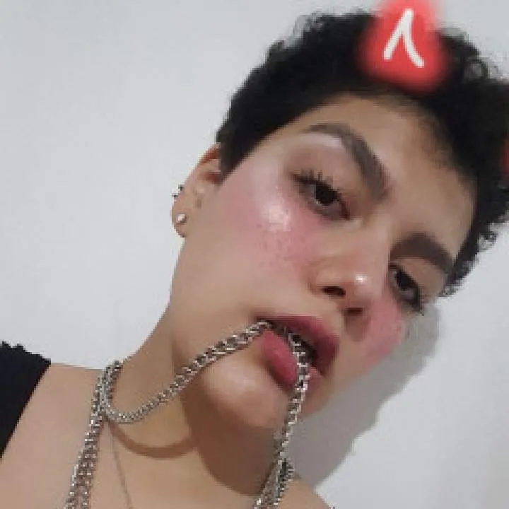 Sara Photo On Jungo Live